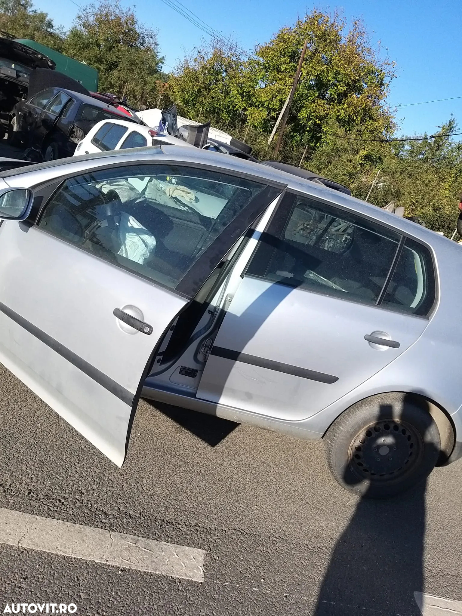 Dezmembram Volkswagen Golf 5 din 2006 , BXE - 3