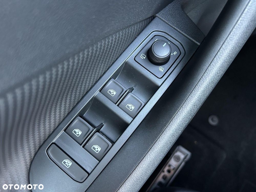 Skoda Kamiq 1.5 TSI Monte Carlo DSG - 23