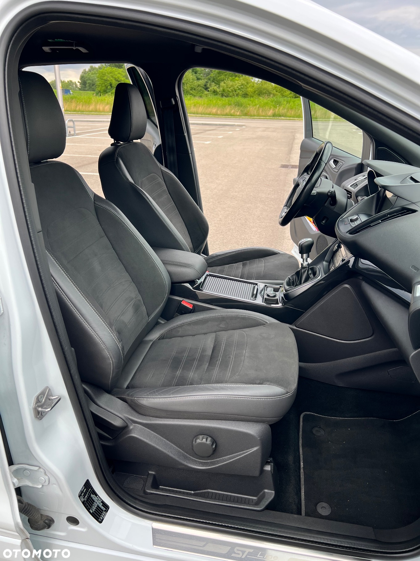 Ford Kuga 2.0 TDCi FWD ST-Line - 17