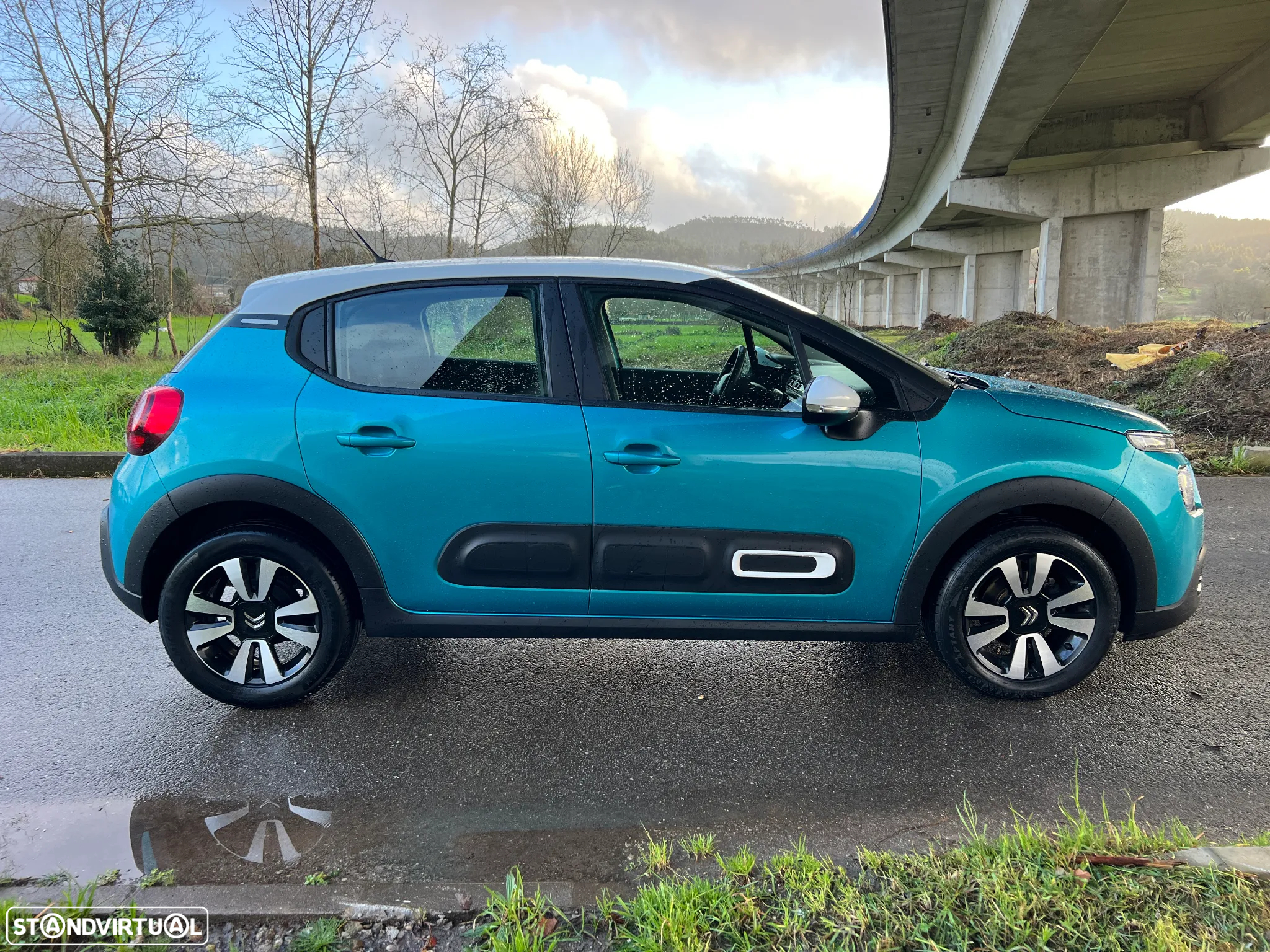 Citroën C3 1.2 PureTech Shine - 4