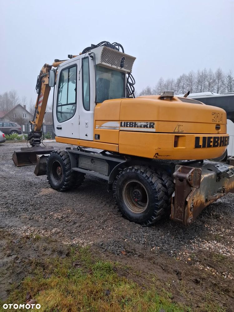 Liebherr A314 - 3