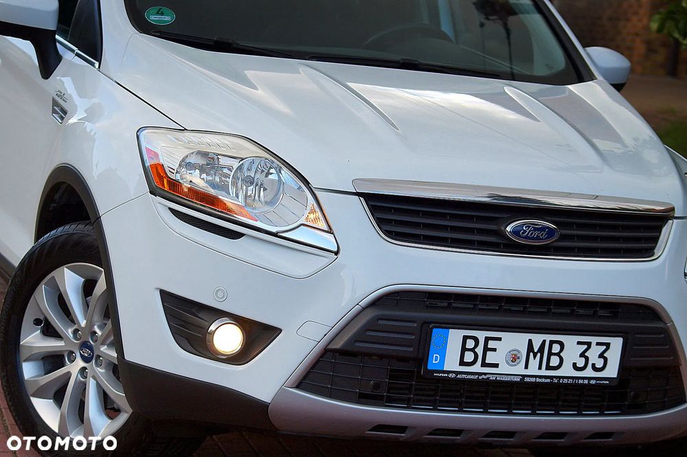 Ford Kuga 2.0 TDCi 4x4 Titanium - 3