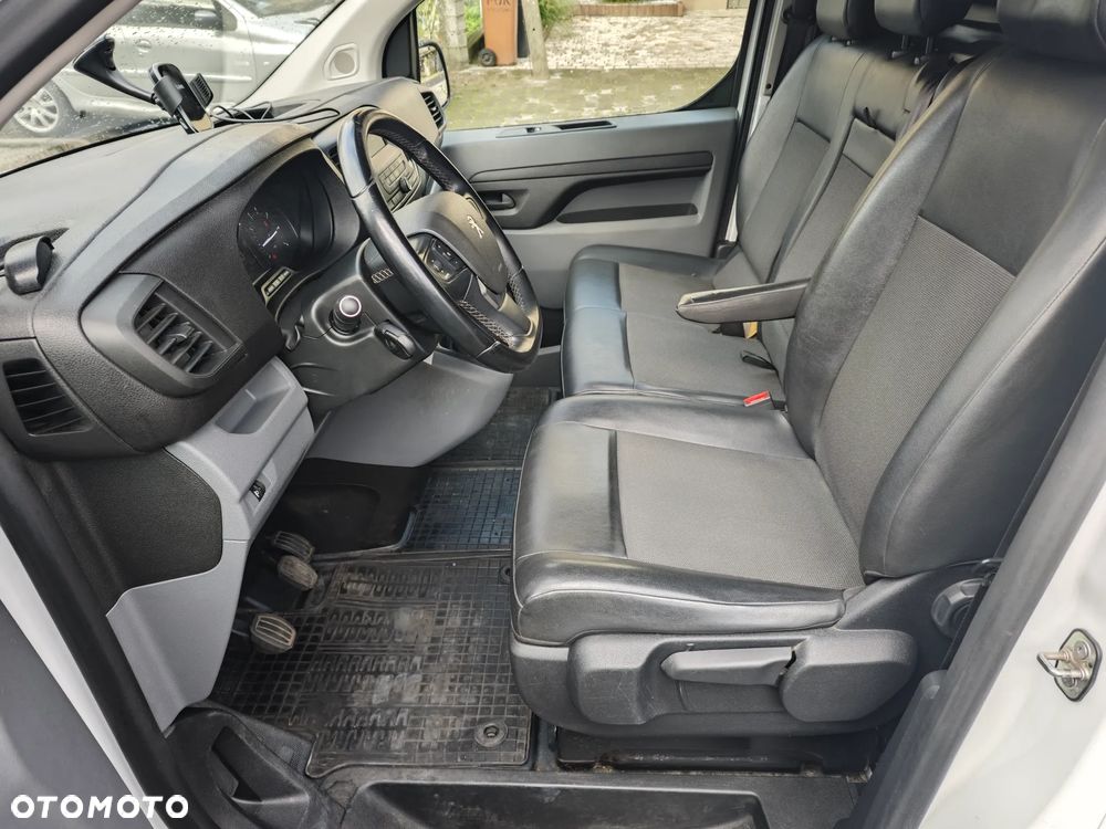 Peugeot EXPERT TRAVELLER - 13