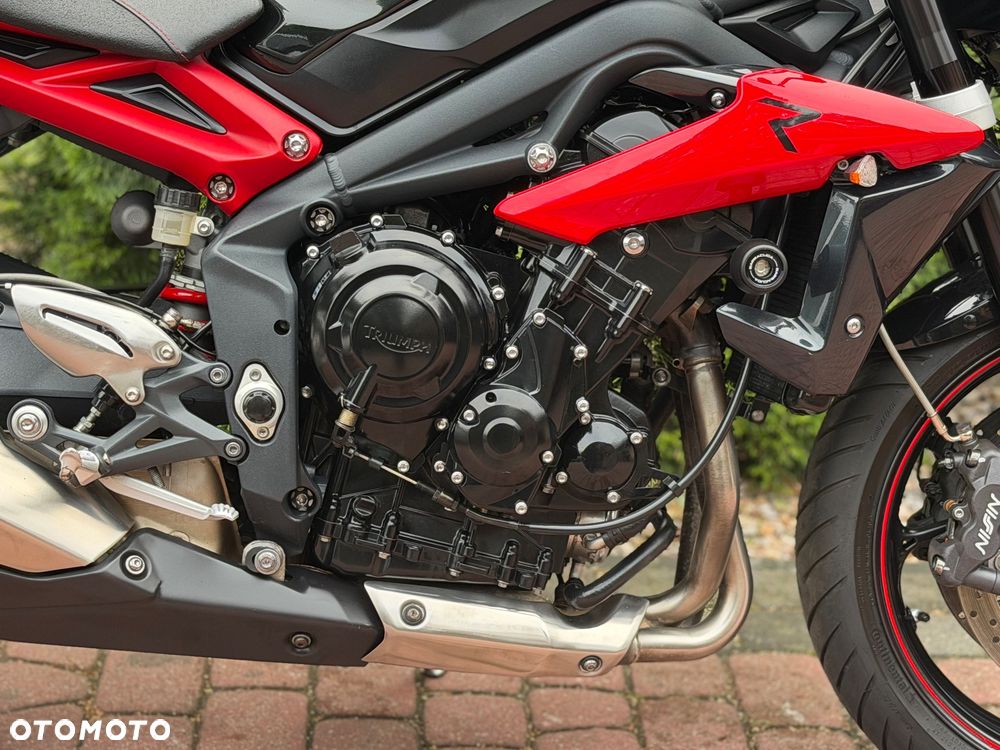 Triumph Street Triple - 14