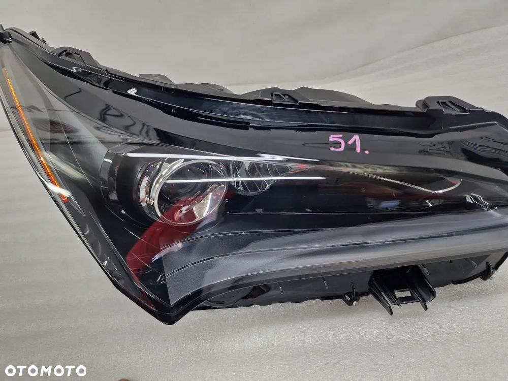 LEXUS NX 14- XENON PRAWY PRAWA LAMPA PRZEDNIA PRZÓD , NR AUKCJI LL51 - 5