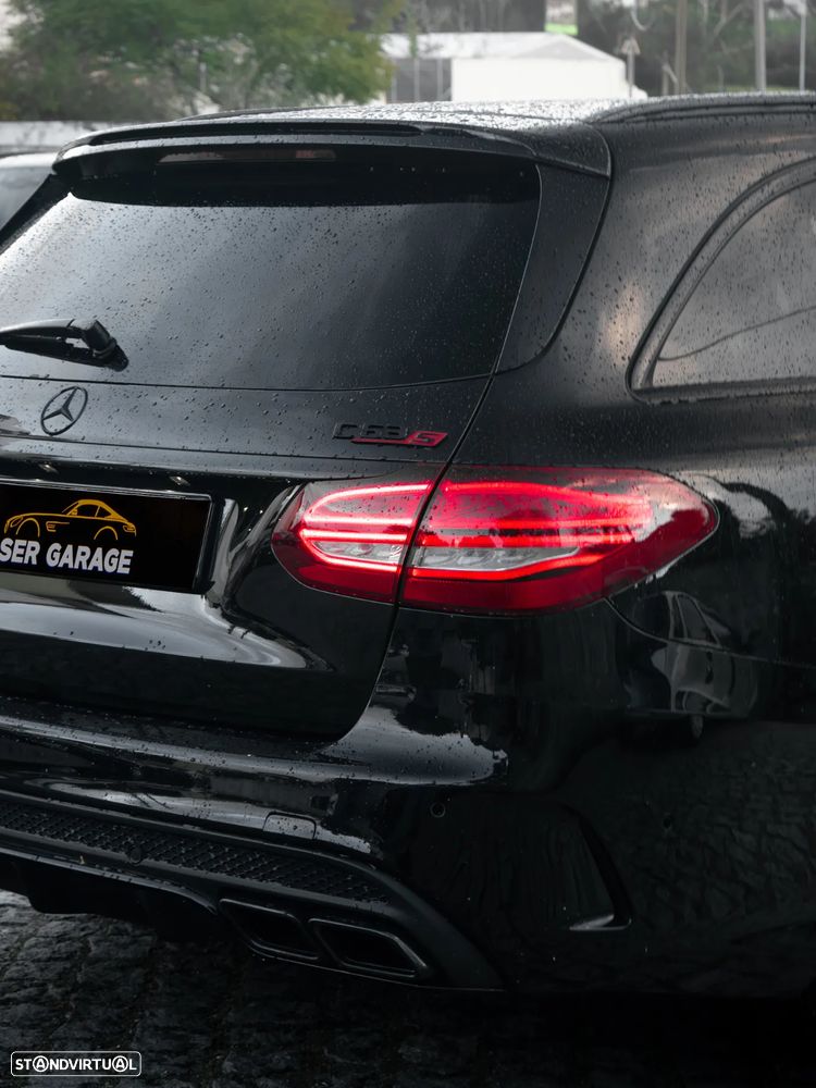 Mercedes-Benz C 63 AMG S - 41