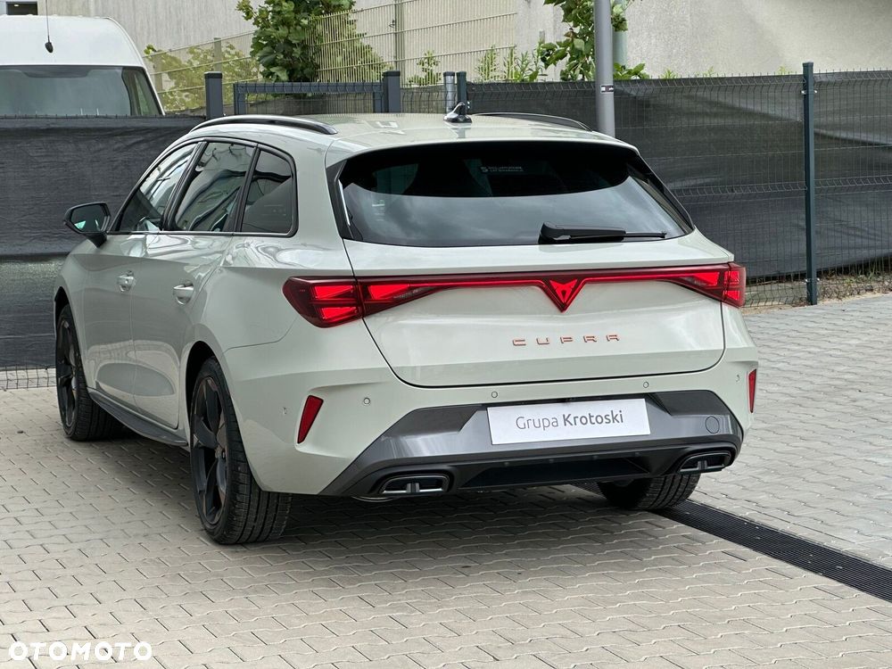 Cupra Leon Sportstourer 1.5 eTSI DSG - 8