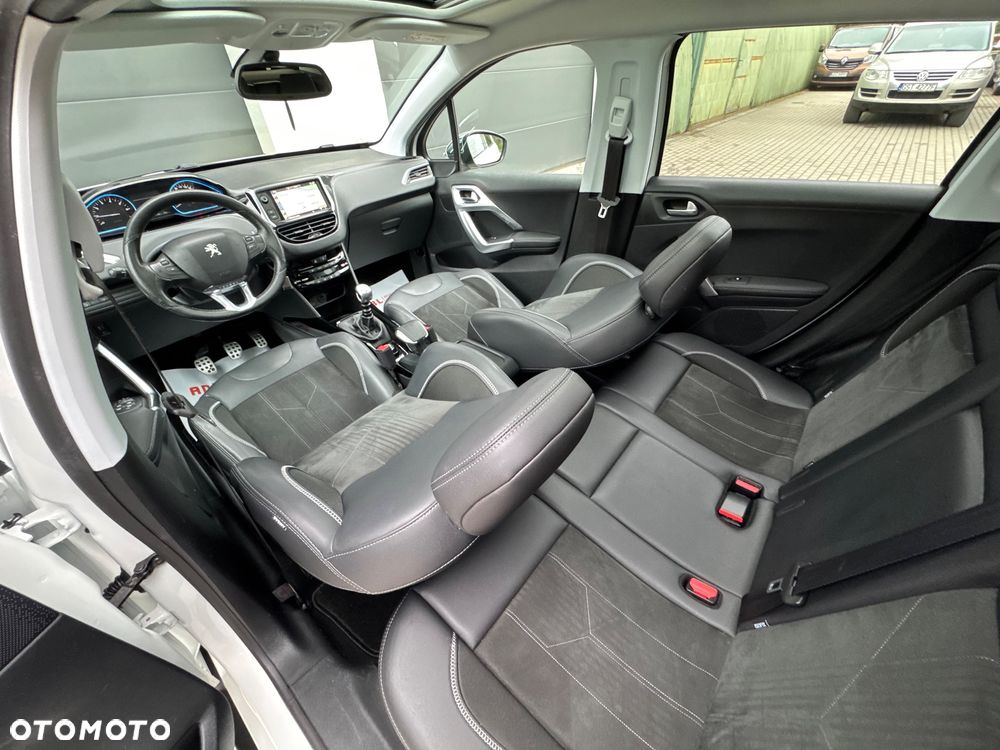 Peugeot 2008 PureTech 130 Stop&Start Crossway - 24