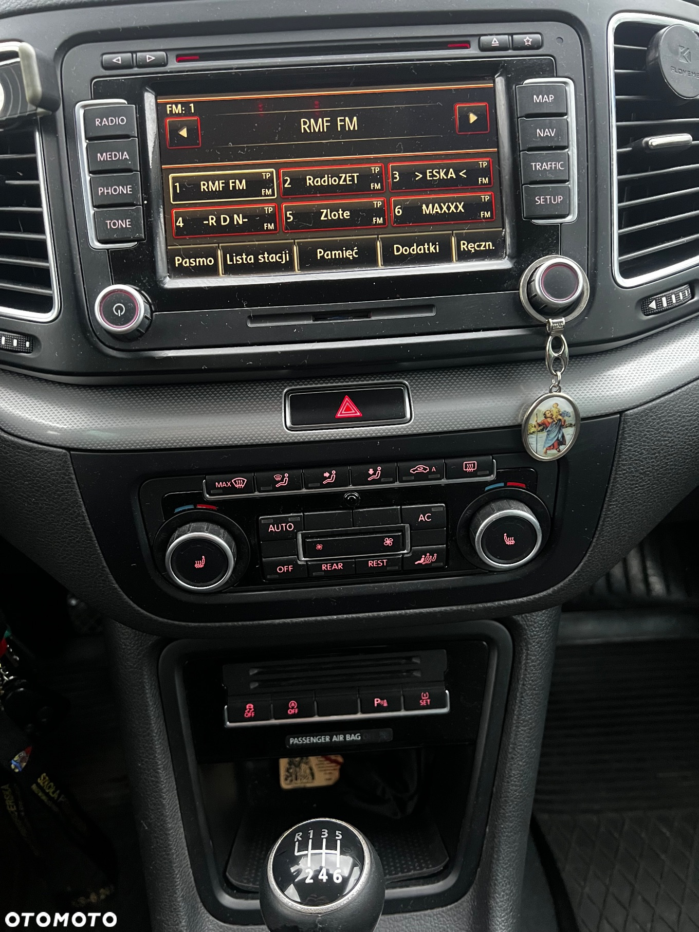 Volkswagen Sharan - 16