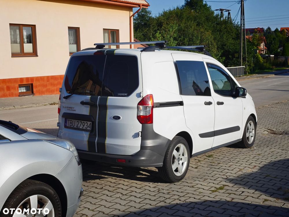 Ford Transit Courier Ambiente - 4