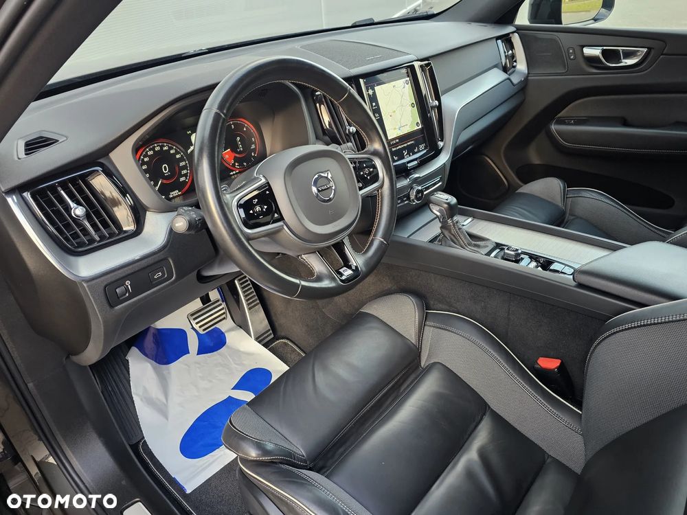 Volvo XC 60 D4 Geartronic RDesign - 27
