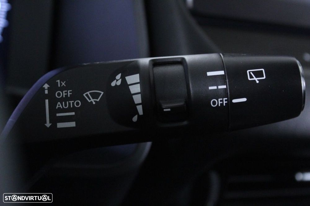 Nissan Qashqai 1.3 DIG-T N-Connecta LED+SKY - 25