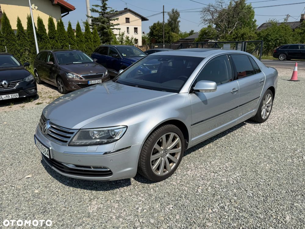 Volkswagen Phaeton 4.2 V8 4MOTION Automatik (5 Sitzer) - 15