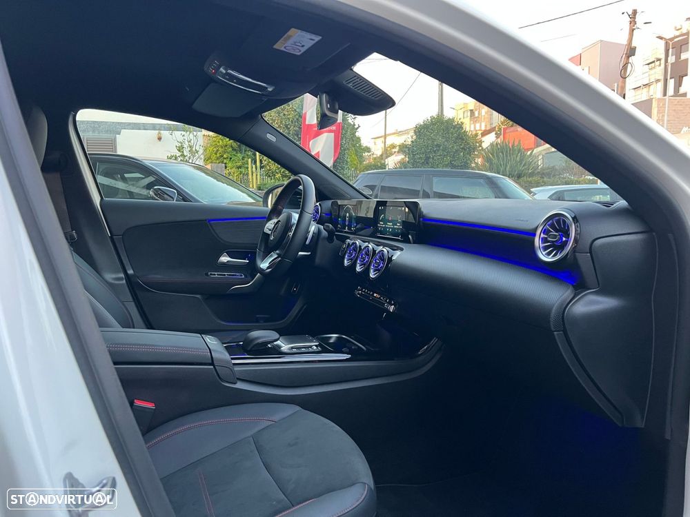 Mercedes-Benz A 250 e AMG Line - 18