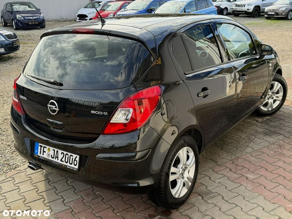 Opel Corsa 1.2 16V Edition 150 - 4