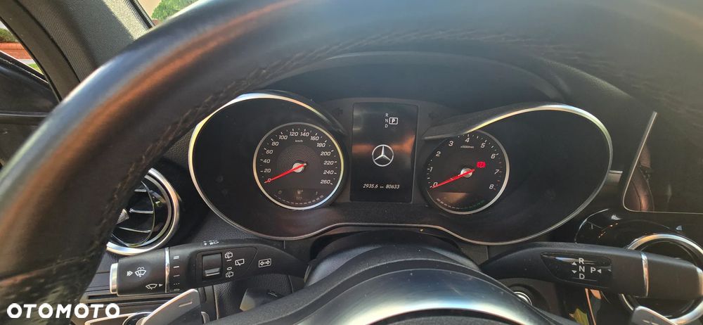 Mercedes-Benz GLC 300 4Matic 9G-TRONIC AMG Line - 14