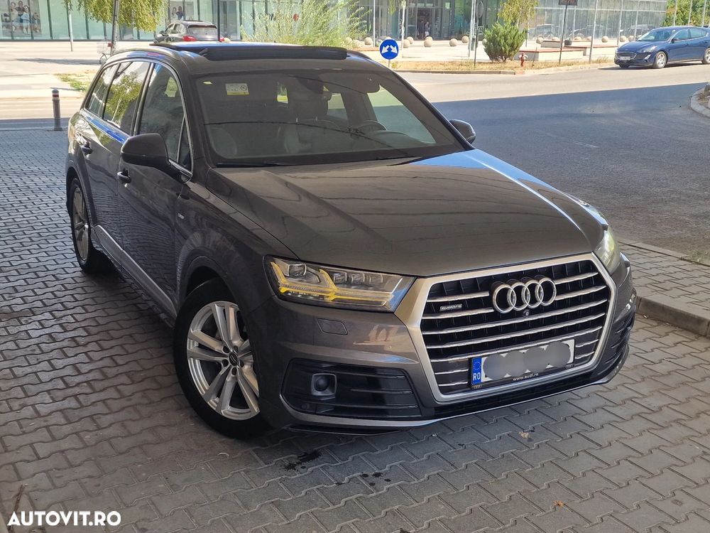 Audi Q7 - 1