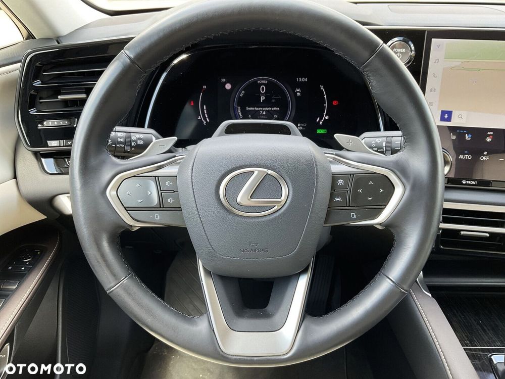 Lexus RX - 9