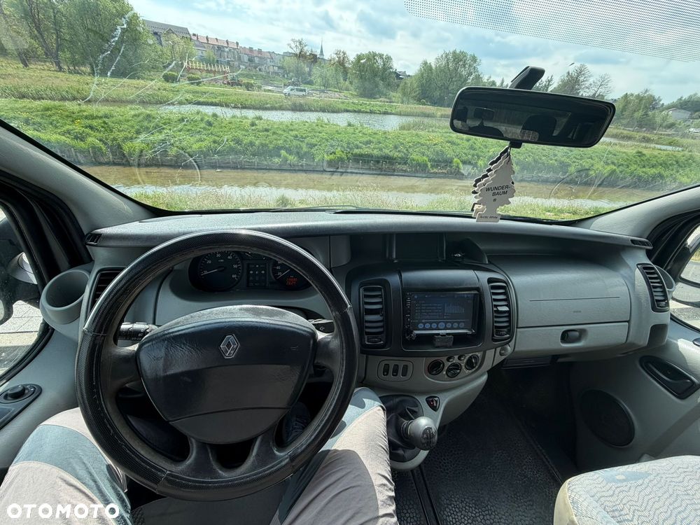 Renault Trafic - 11