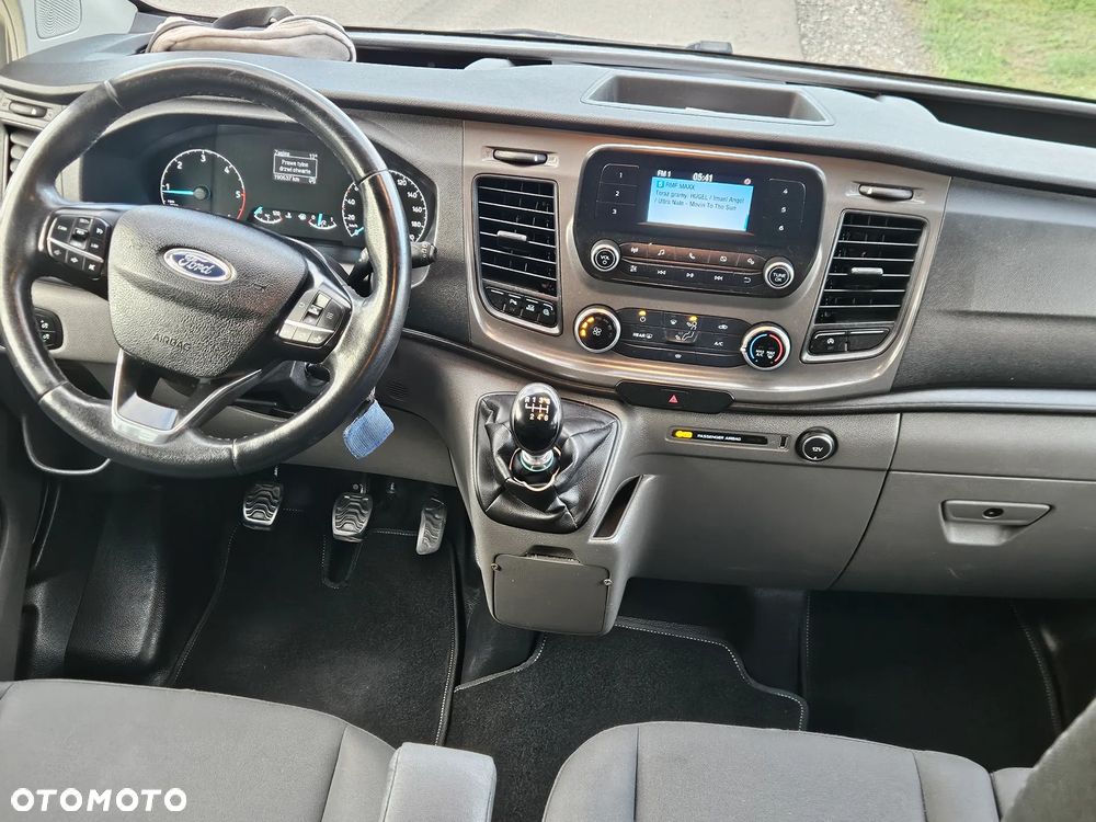 Ford Transit Custom - 11