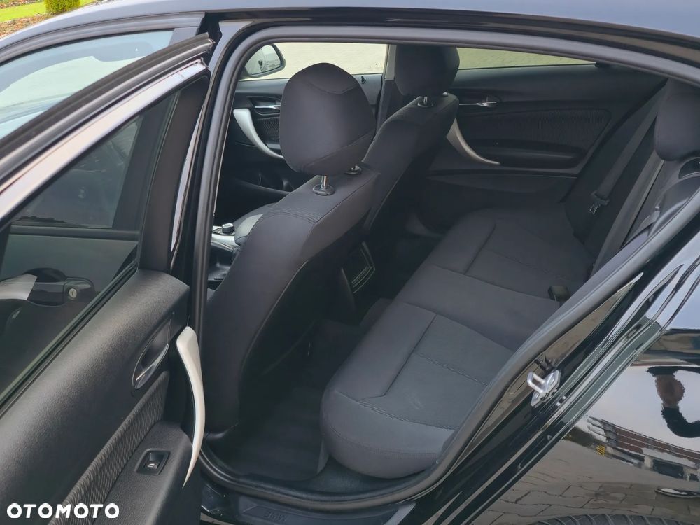 BMW Seria 1 116i Sport Line - 11