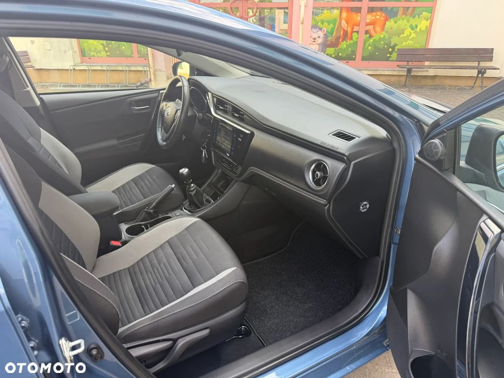 Toyota Auris 1.2 Turbo Edition S+ - 33