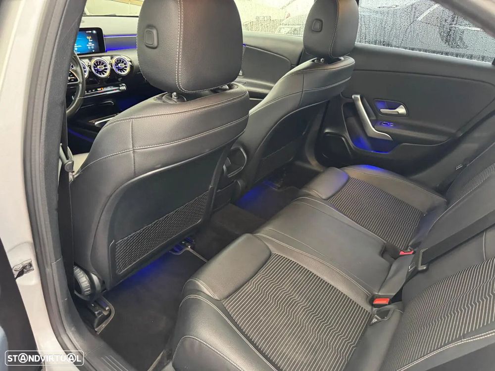 Mercedes-Benz A 180 Limousine d 7G-DCT Progressive - 24