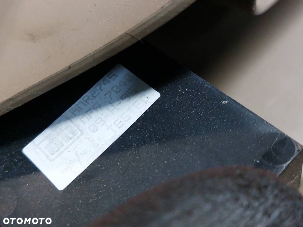 RAMKA LICZNIKA  LAND ROVER DISCOVERY I - 6