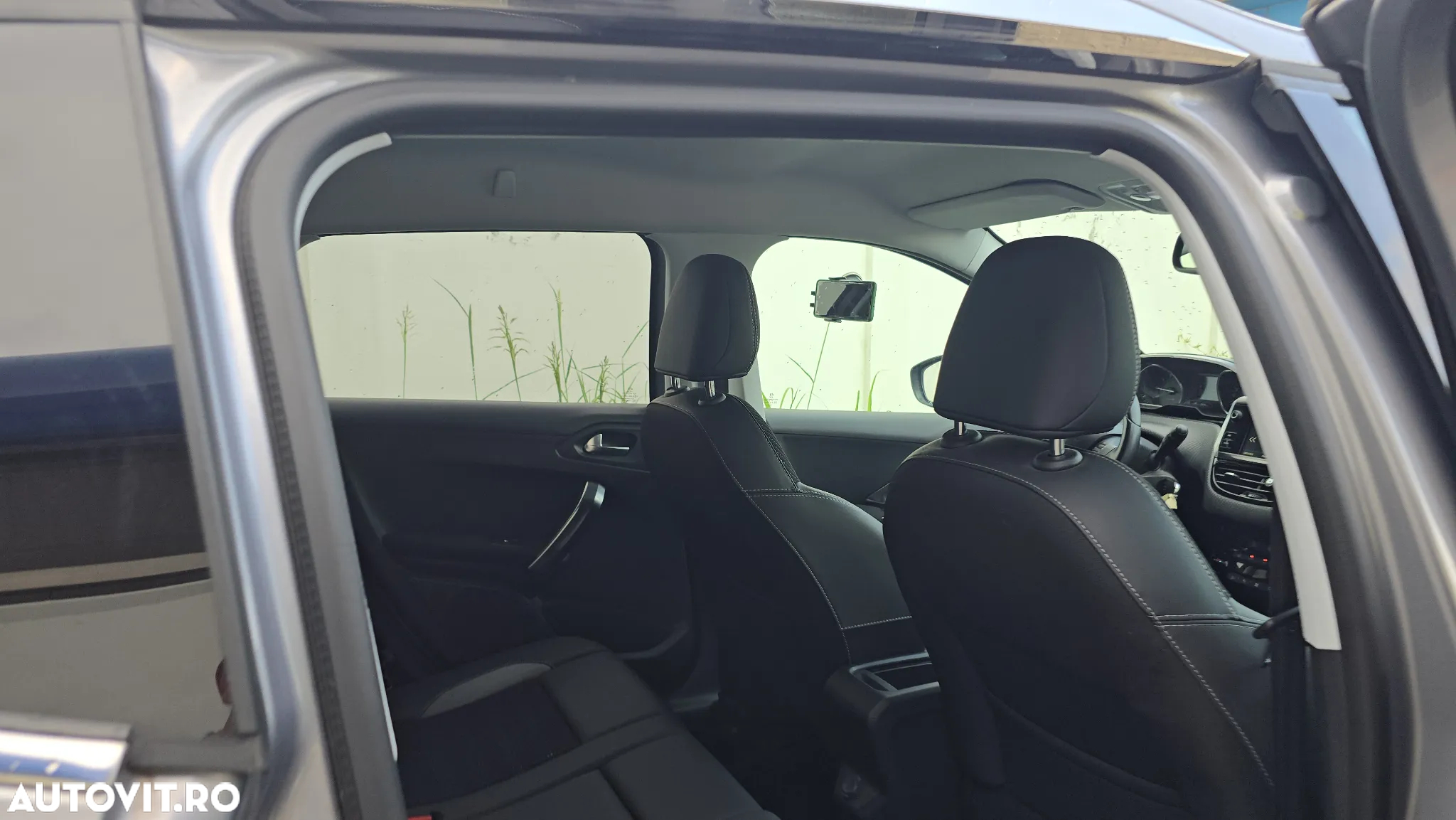 Peugeot 2008 PureTech 110 Stop&Start Allure - 25