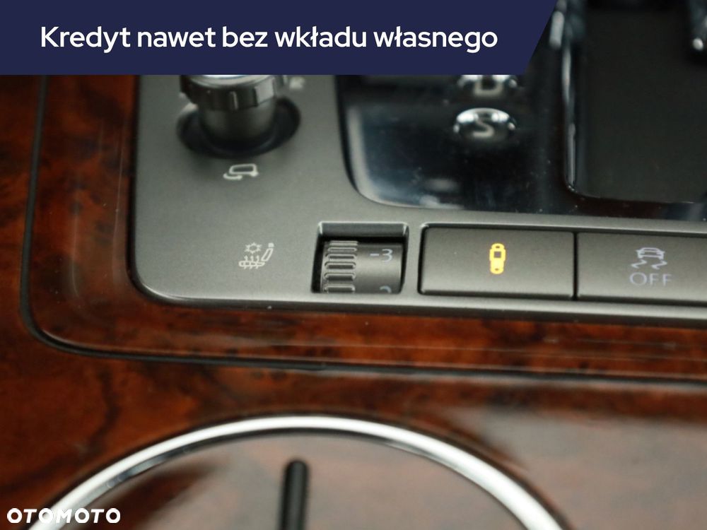 Volkswagen Phaeton - 23