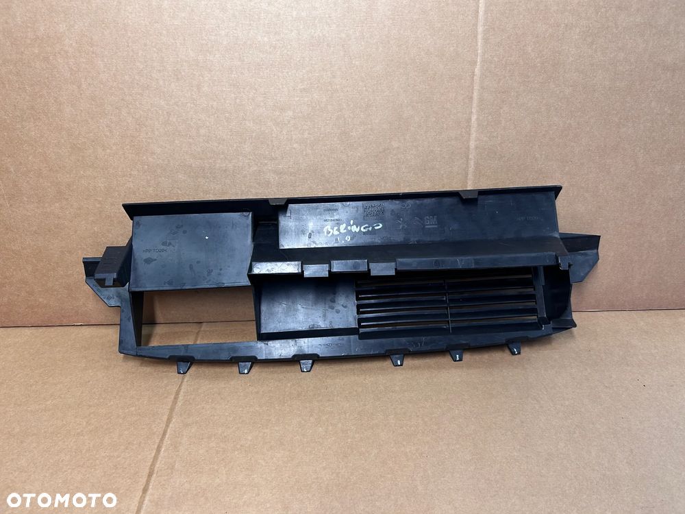 TOYOTA PROACE CITY COMBO E BERLNIGO WLOT KIEROWNICA  WZMOCNIENIE ZDERZAKA WSPORNIK OSŁONA PAS PRZÓD 9821840980