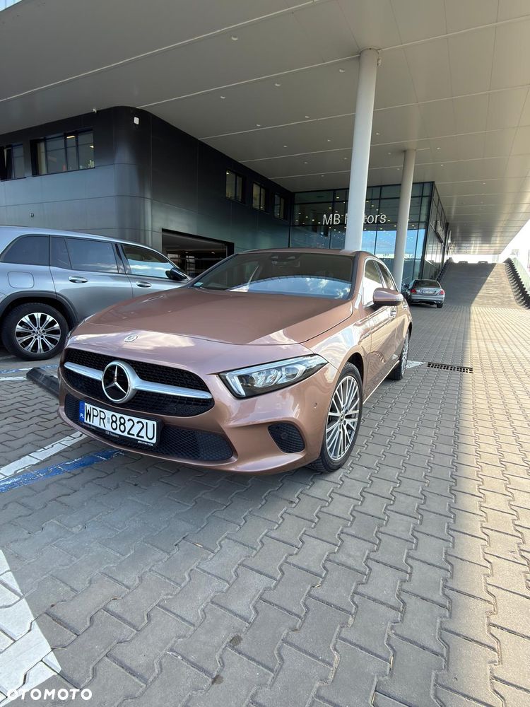 Mercedes-Benz Klasa A 250 E AMG Line 8G-DCT - 2