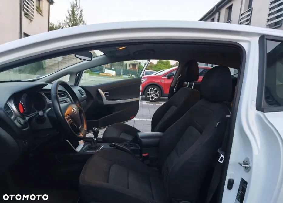 Kia ProCeed 1.4 XL - 14