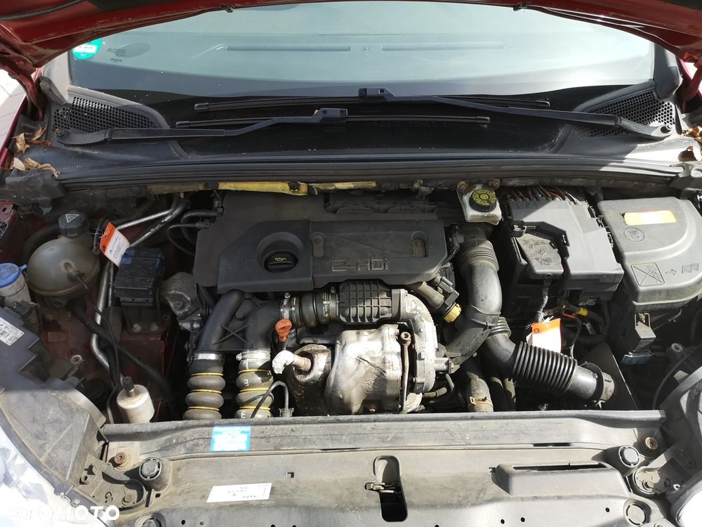 Citroën C4 e-HDi 110 EGS6 Business Class - 19