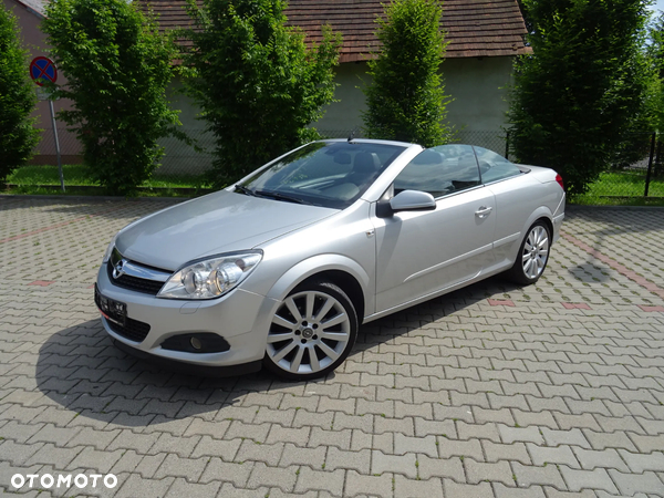 Opel Astra TwinTop 1.8 Cosmo