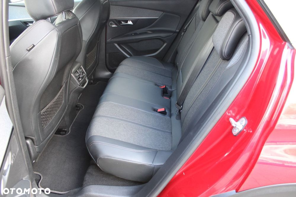 Peugeot 5008 - 18