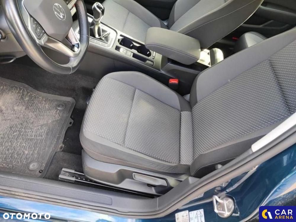 Volkswagen Passat - 18