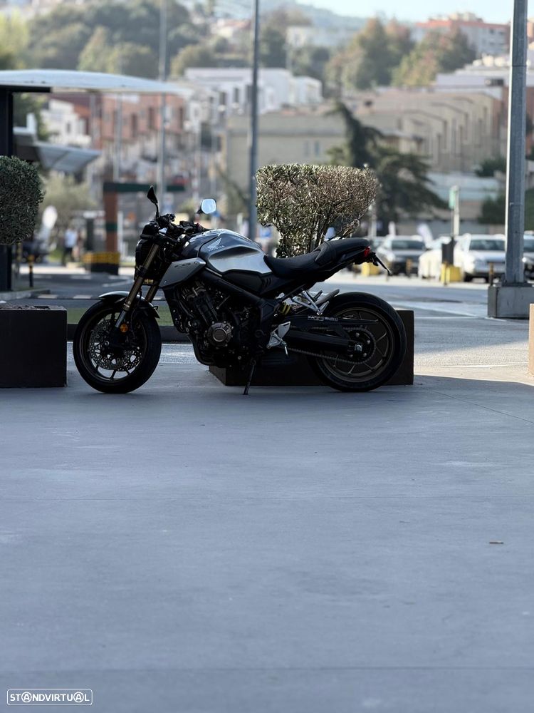 Honda CB CB650R - 13