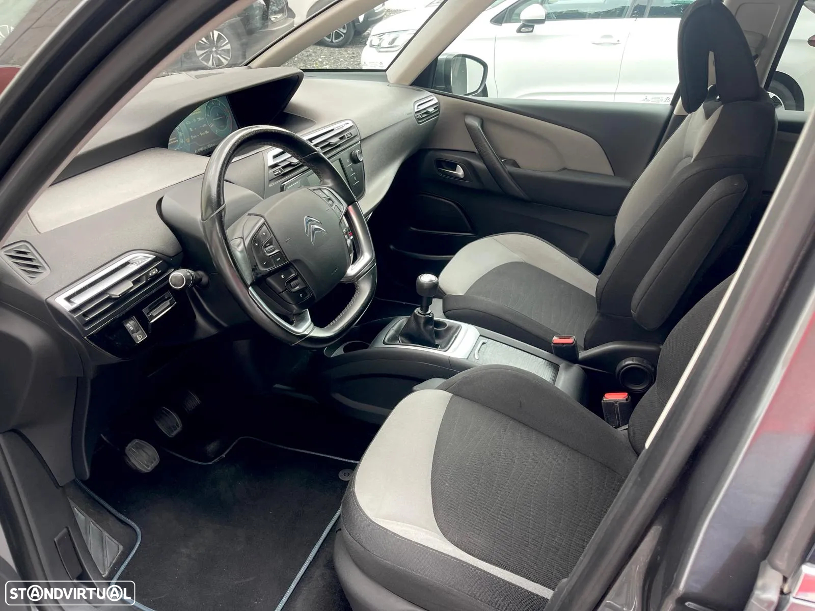 Citroën C4 Picasso 1.2 PureTech Intensive - 21