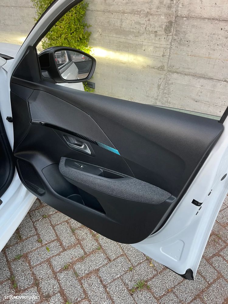 Peugeot 208 1.2 PureTech Allure - 15