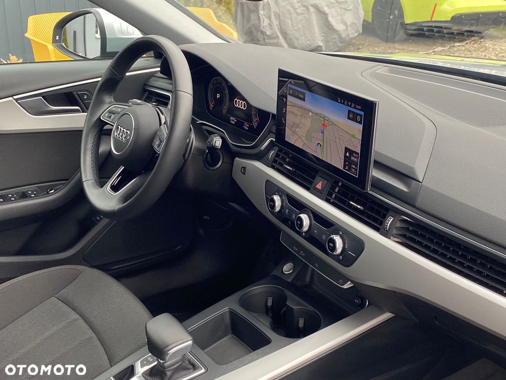 Audi A4 Avant ver-35-tfsi-mhev-s-tronic - 17