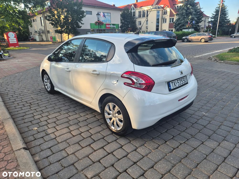 Peugeot 208 1.4 e-HDi Active STT - 4