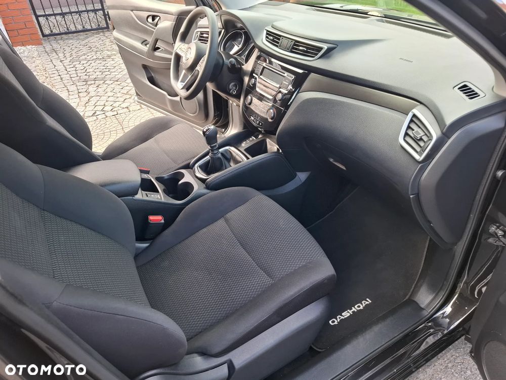 Nissan Qashqai 1.3 DIG-T ACENTA - 27