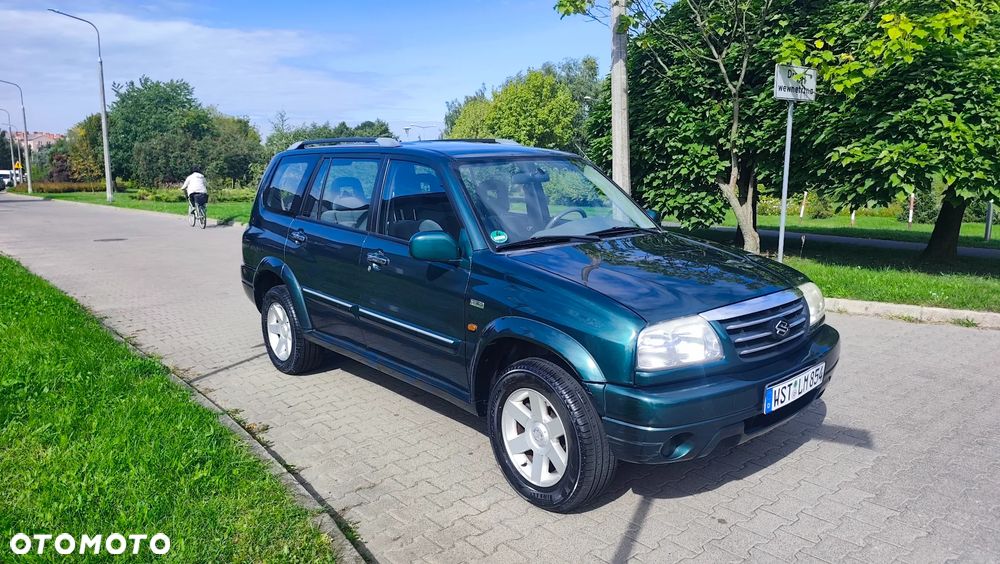 Suzuki Grand Vitara 2.7 V6 - 12