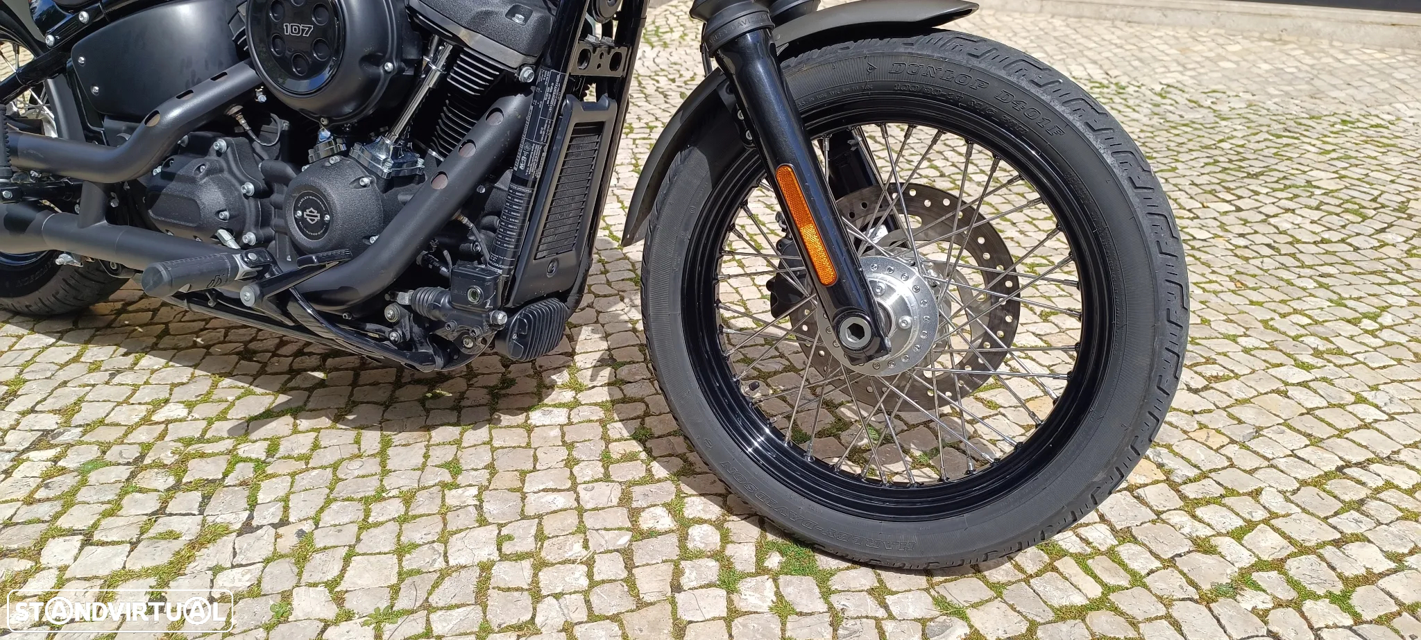 Harley-Davidson Softail STREET BOB 107 - 4