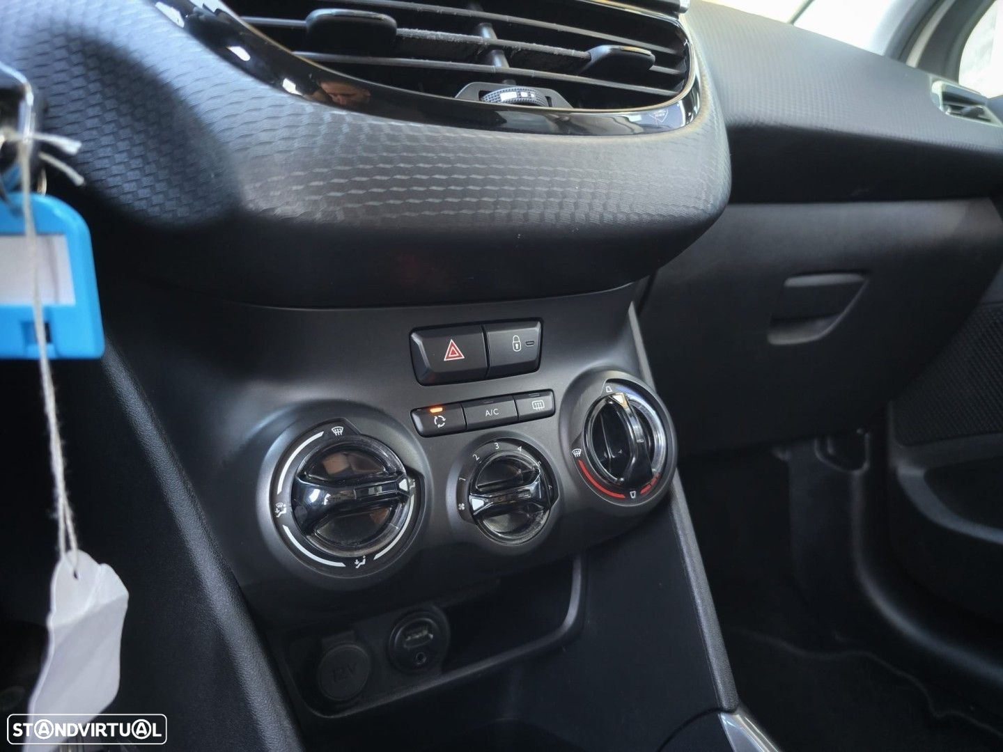 Peugeot 2008 1.2 PureTech Active - 21