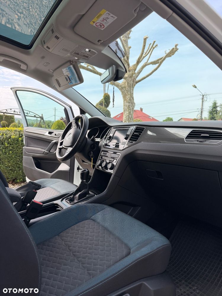 Volkswagen Golf Sportsvan - 11