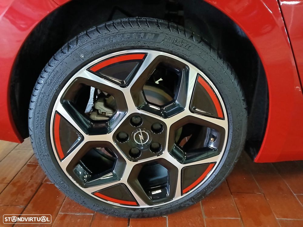 Opel Astra 1.2 T GS Line S/S - 11