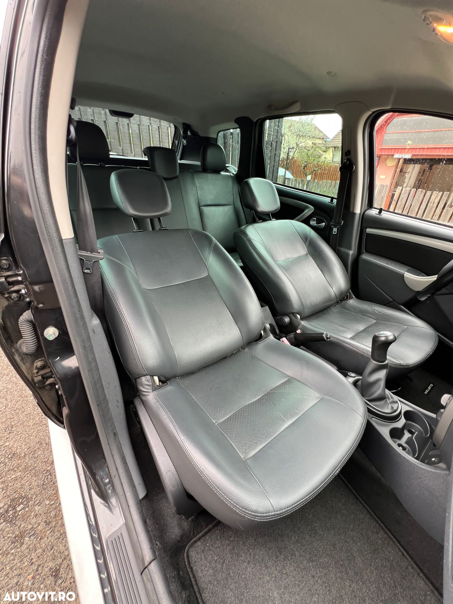 Dacia Duster 1.6 16V 4x2 Destination - 23