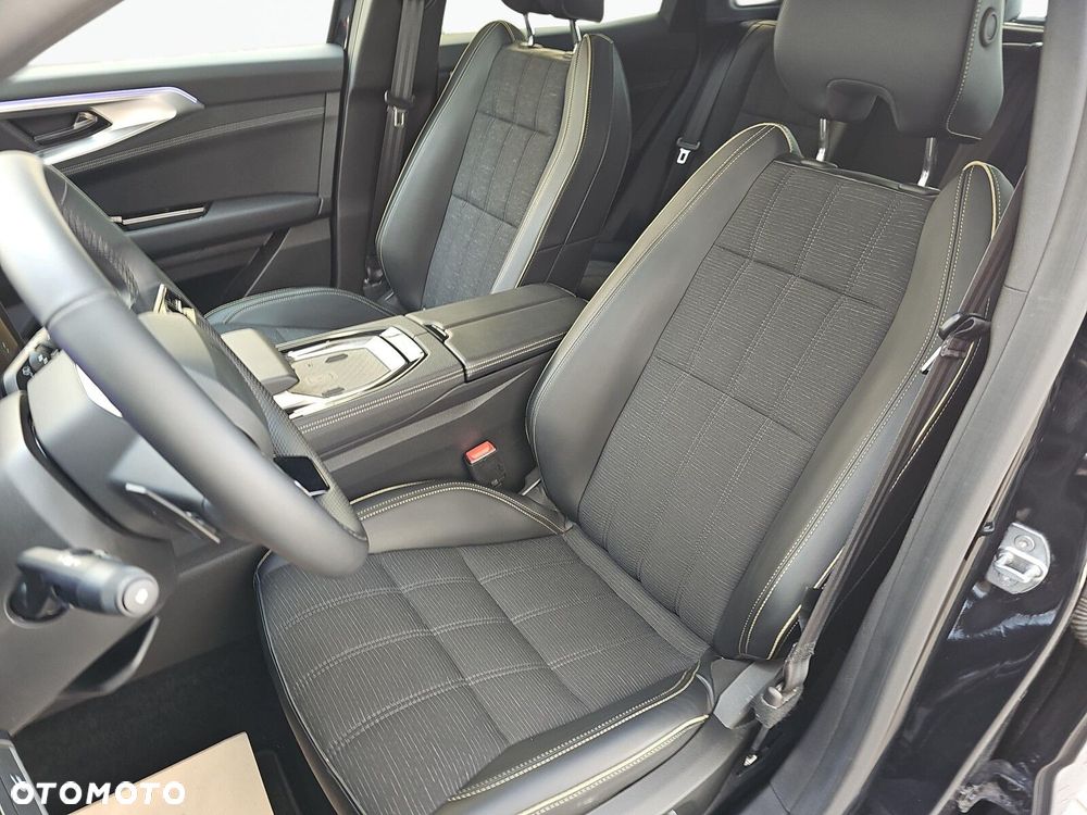 Renault Austral 1.3 TCe mHEV Iconic - 13